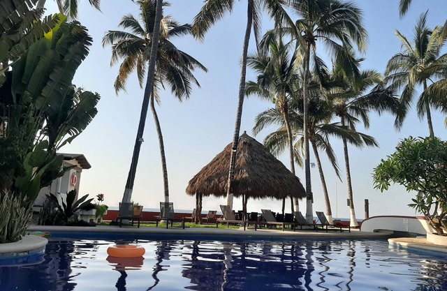 SAYULITA GUITRON HOUSE