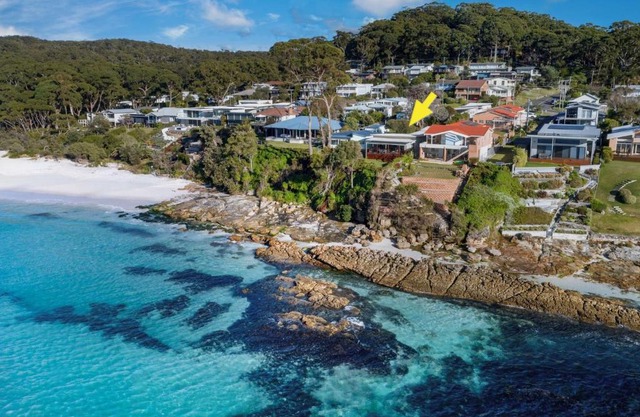 Scarborough Hyams Beach