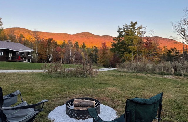 Scenic Green Mountain Cabin Retreat near Hiking, Skiing, and Recreation Trails