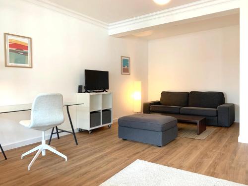 Schöne 3-Zimmer-Wohnung in Köln-Brück mit eigenem Parkplatz