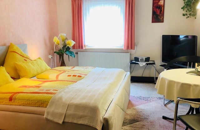 schöne ruhige Ferienwohnung