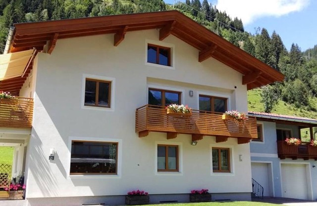 Schönegger, house - apartment/apartment, shower, bath, toilet, 3 bedrooms