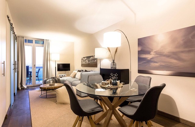 Schönes Nordsee-apartment mit Sauna, Sonnigem Balkon und Wunderschönem Landblick