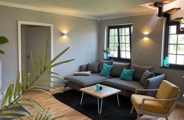 Schönes Appartement mit Zwei Stockwerken und Kostenfreien Parkplätzen