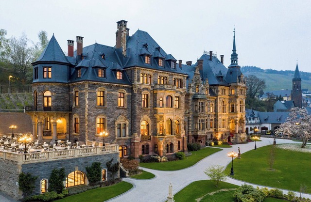 Schloss Lieser, Autograph Collection