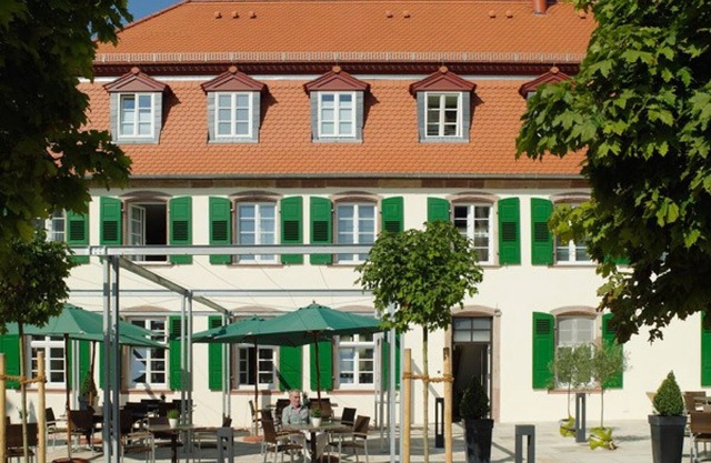 Schlosshotel Bergzaberner Hof