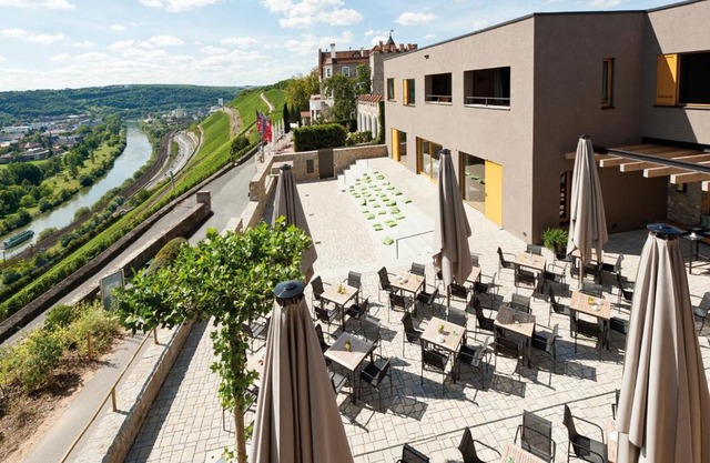Schlosshotel Steinburg