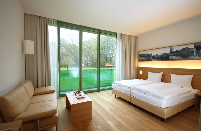 Schlossparkhotel Mariakirchen