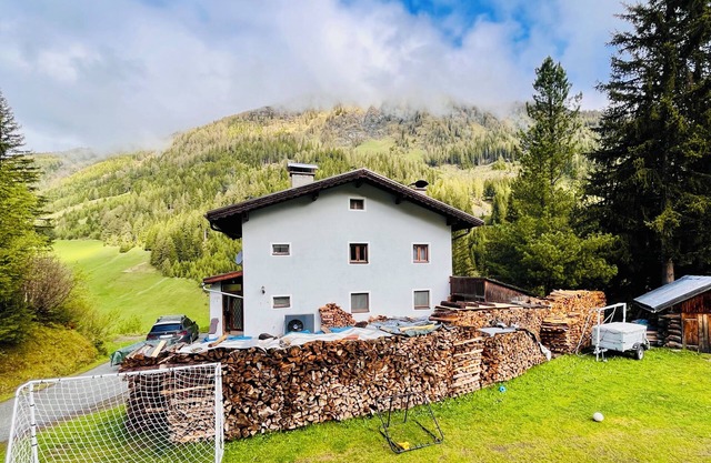 Schmirnhaus in the mountaineering village