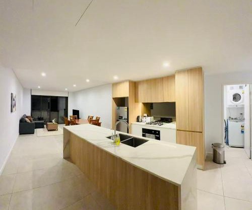 Schofields Brand New 2 Br Apt Parking Privacy