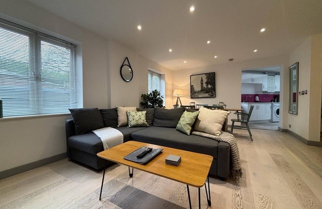 School Path Ironbridge Home with Roof Terrace