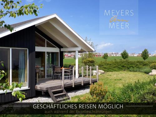 Schwarzes Holzferienhaus mit Sauna - L I E B L I N G S P L A T Z - an der Ostsee, Zierow bei Wismar, Strand 500m, alles inklusive