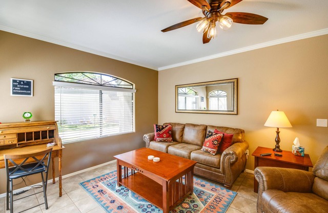 Scottsdale Condo near WestWorld & TPC Golf!