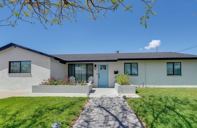 Scottsdale Vacation Rental ~ 3 Mi to Old Town!