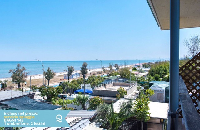 SE004 - Senigallia, one bedroom apartment on the sea with beach