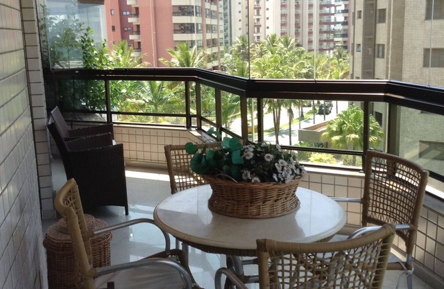 SEA APARTMENT