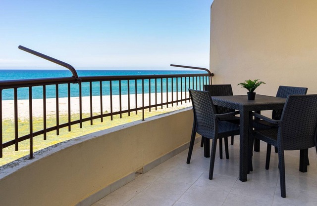 Sea Apartment with Panoramic View