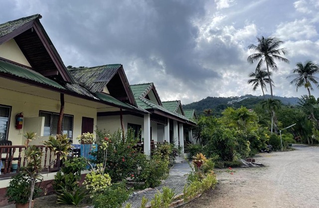 Sea Breeze Bungalow