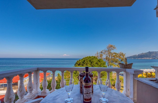 Sea Breeze Suite