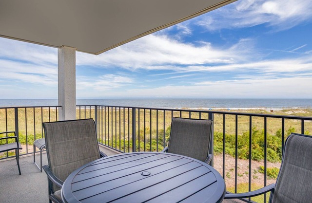 Sea Cloisters Family Villa w/Ocean Views, Complex Pool