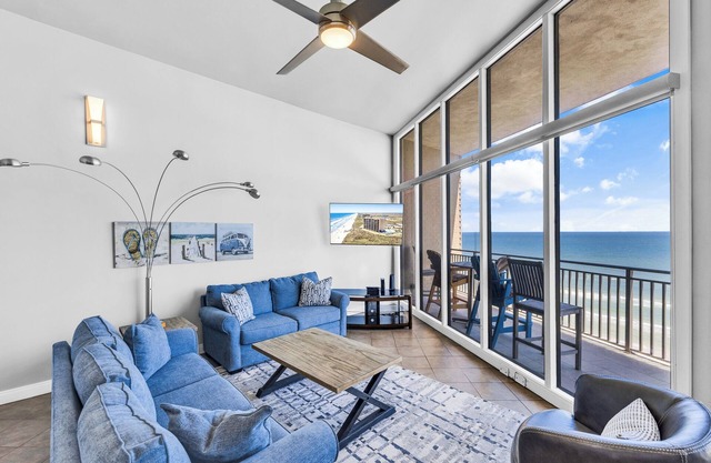 Sea Gull #1108LK: Beachfront 1 Bedroom 1 Bathroom With Spectacular Views and 24 Hour Management