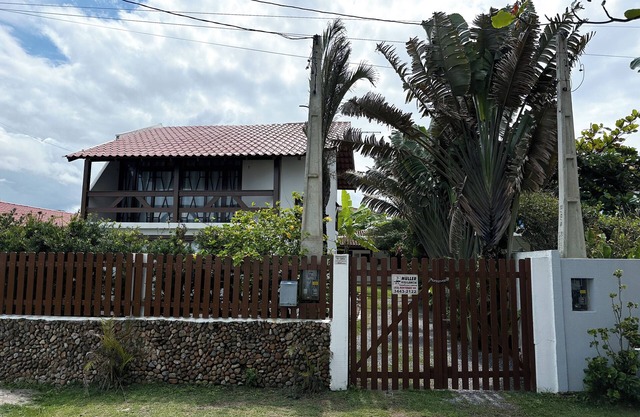 Sea Refuge | House on the Sand.