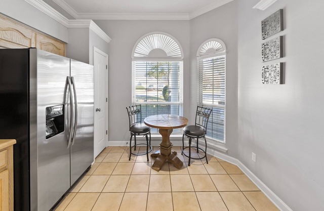 Sea-renity - 3 Br home by RedAwning