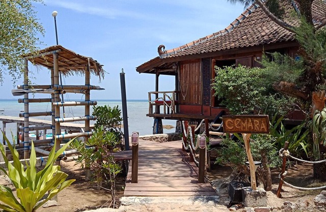 Sea Terrace Joglo - Cemara Cottage