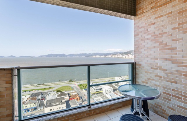 Sea View, 150m from Beiramar Continental P1386