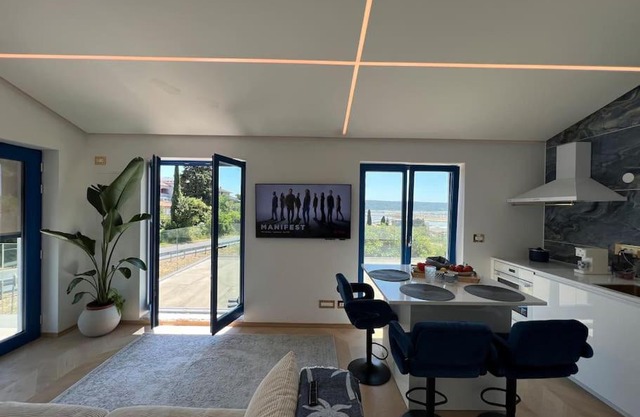 Sea view 2 bedroom apartment