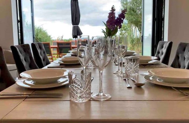 Sea View 5 Bedroom Holiday Let on the Yorks Coast near Whitby