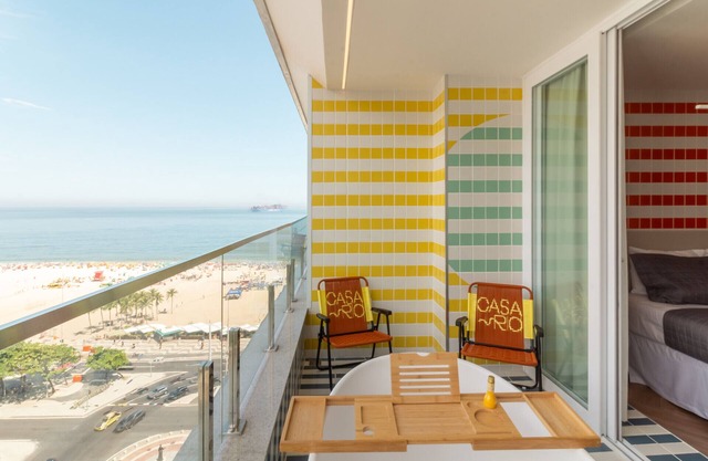 Sea View and Balcony with Bathtub | Q22