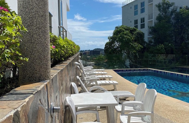 Sea view apartment, 5 minutes drive from Kata Beach M07