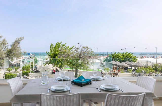 Sea view apartment in Senigallia with furnished balcony and parking space