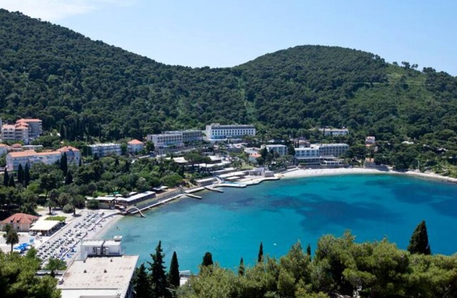 Sea view apartment Romana