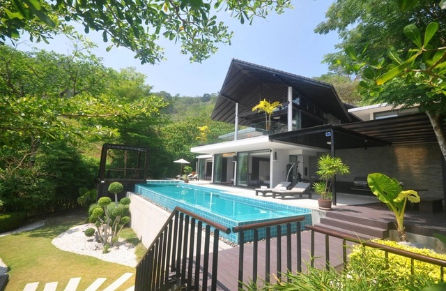 Sea view Patong Grand villa