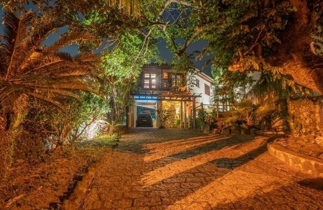 SEA VIEW, PRIVATE POOL, BARBECUE, 12 PEOPLE, CHILD/ANIMAL ESTIM