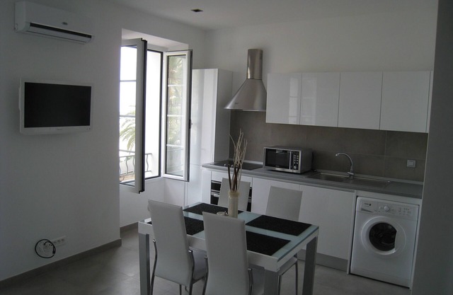 SEA VIEW STUDIO - PARKING - GARAVAN