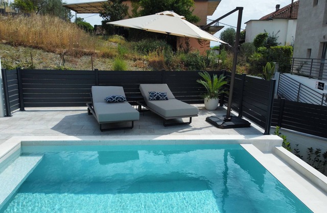 Sea View Villa Aquilla with heated Pool