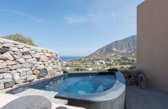 Sea view Villa 'Avra' @home by the sea!
