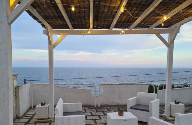 Sea view villa in Castro