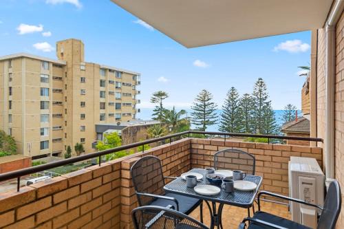 Sea Vista Escape - A Charming Waterside Stay