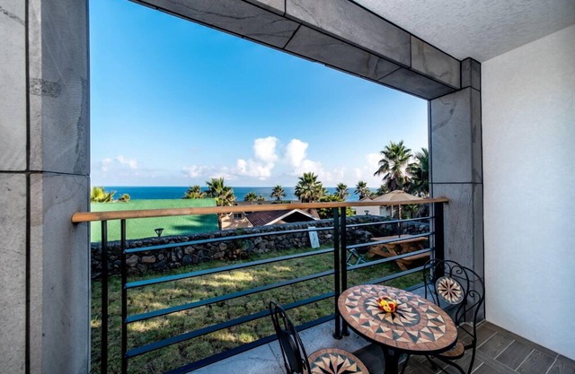 Sea & Wave Pension