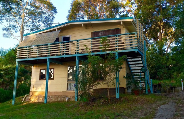 "Seabed" 2 bedroom cottage. Pet Friendly. South Coast. NSW