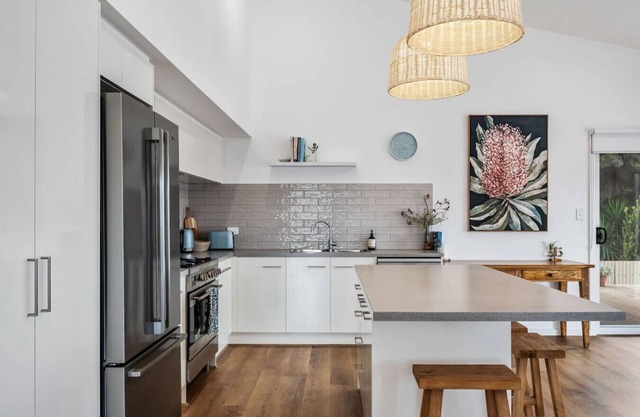 Seaberry, brand new, family and dog friendly