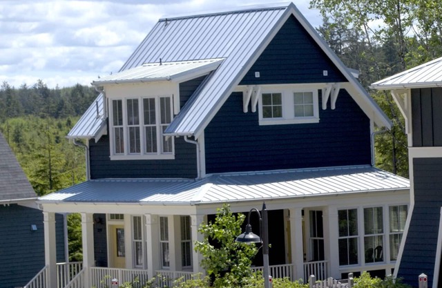 Seabrook's Ampersand, a comfortable and cozy home, enjoy the private hot tub!