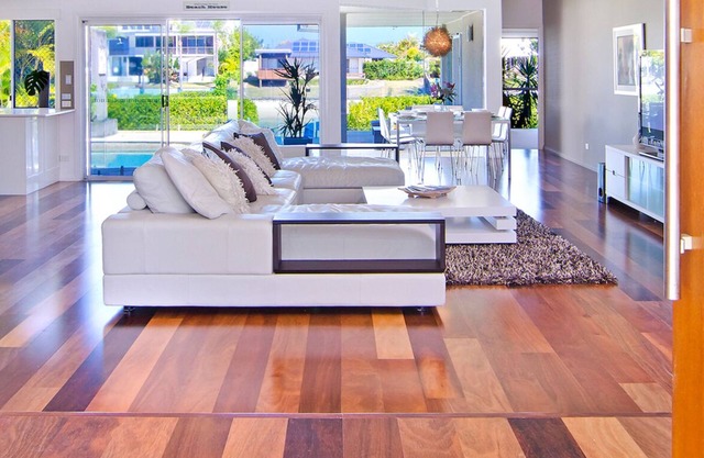 Seaclusion Waterfront Heated Spa+ Pool, Trampoline