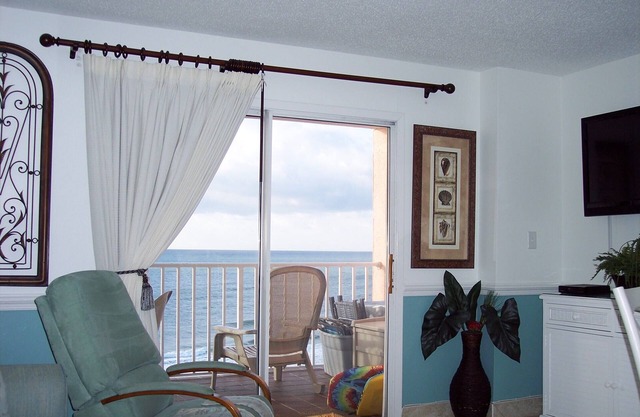 Seacrest 504~Gulf Front-Spectacular View from the Fifth Floor - Local owner