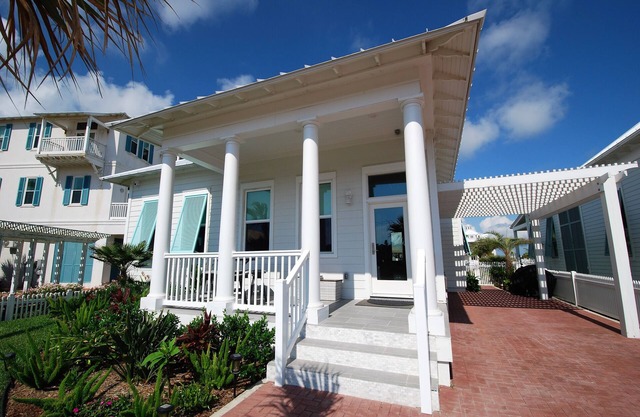 Seaglass Cottage Brand New Cottage located within The Shores, just a short walk to the beach!