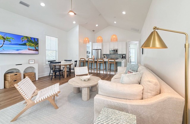 Seagrove Escape | Renovated & Snowbird-Friendly